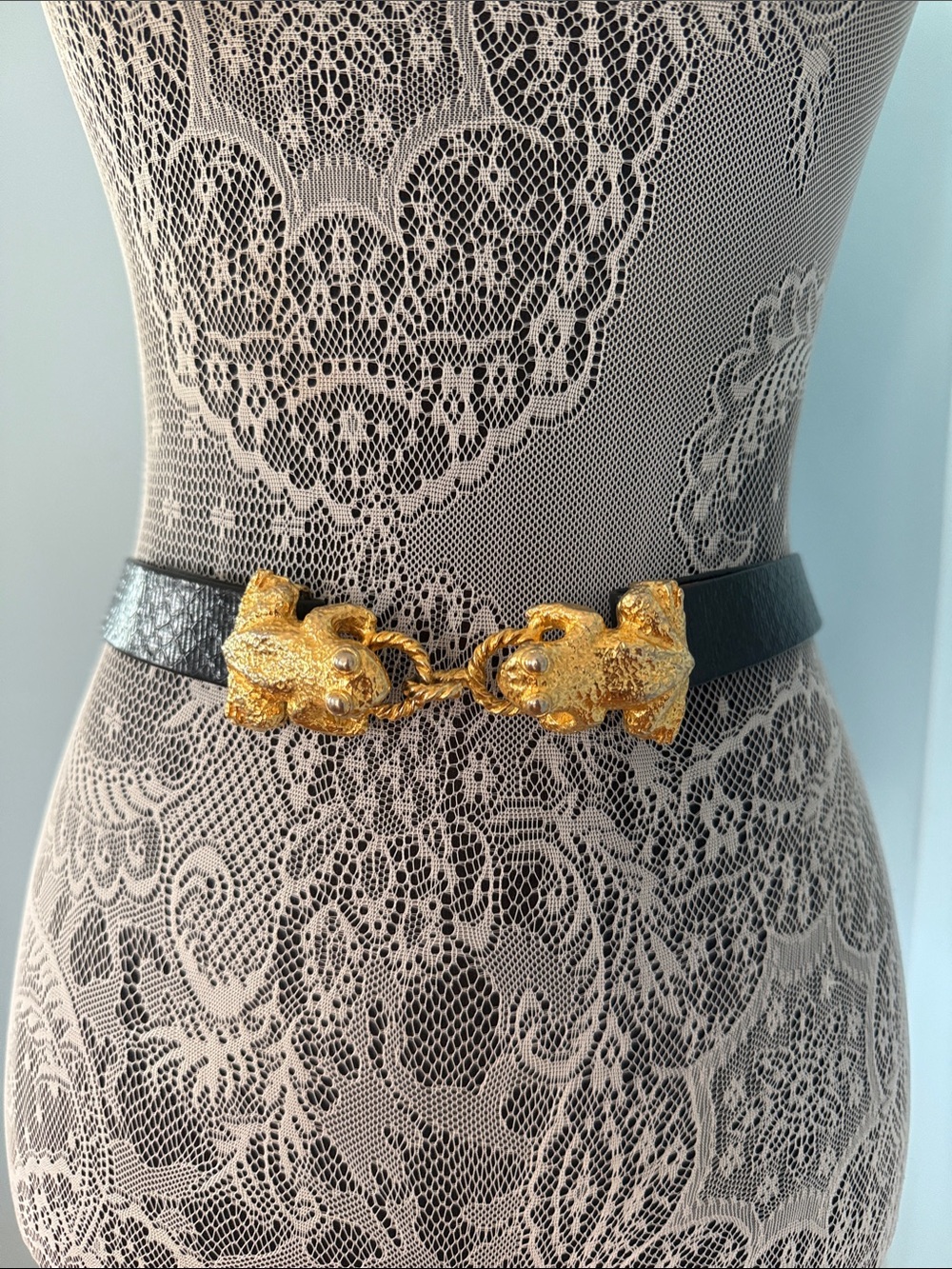 Cutest Kissing Frogs Belt!Vintage Black Leather Belt with Gold Frog Buckles 33in